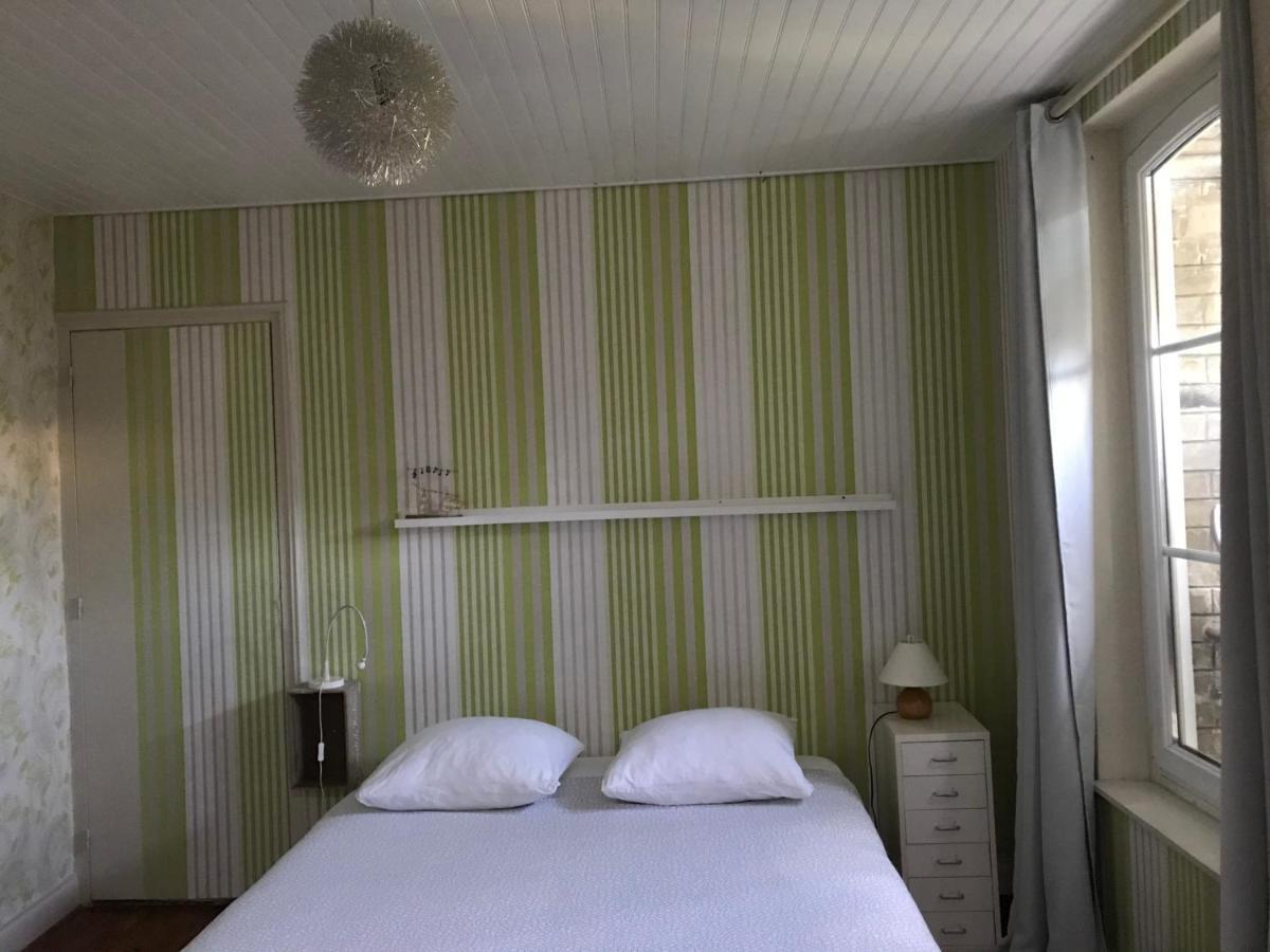 Un Jardin Dans La Ville Bed & Breakfast Châlons-en-Champagne Екстериор снимка
