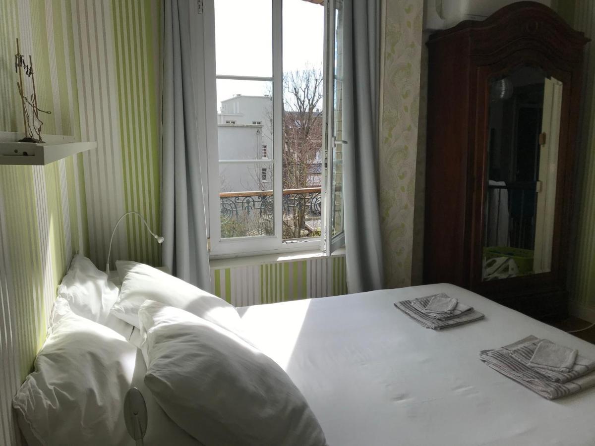 Un Jardin Dans La Ville Bed & Breakfast Châlons-en-Champagne Екстериор снимка