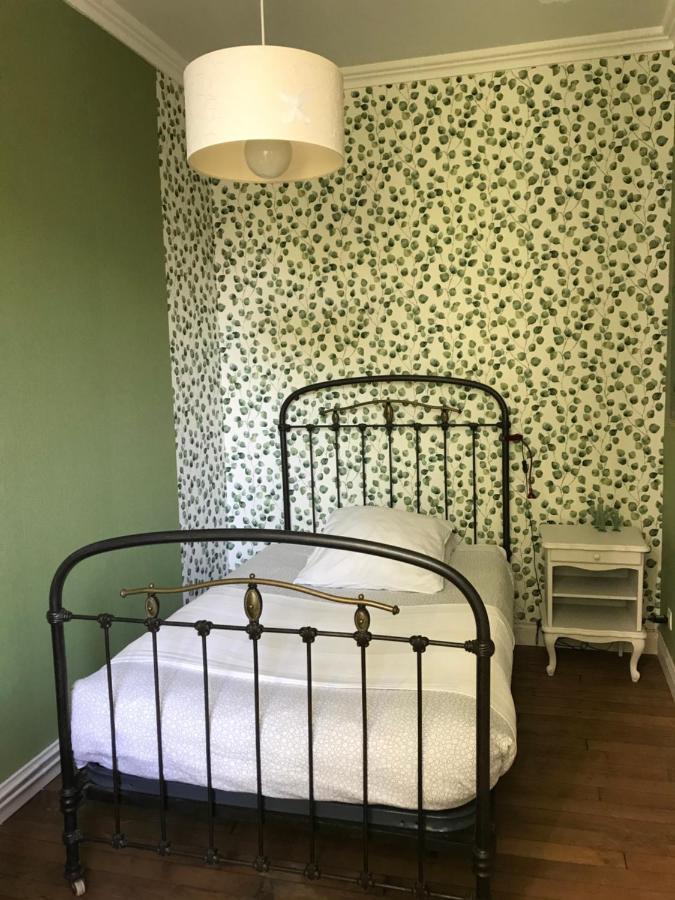 Un Jardin Dans La Ville Bed & Breakfast Châlons-en-Champagne Екстериор снимка